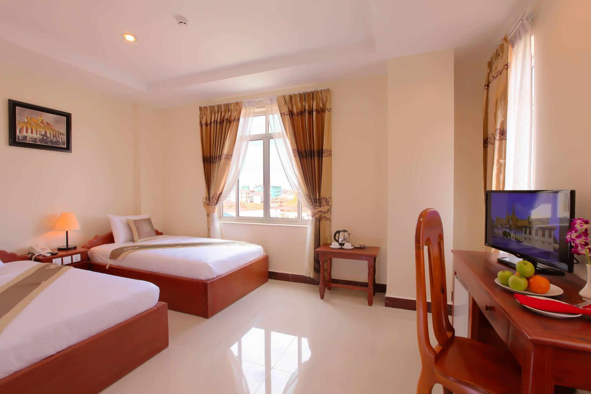 Kirirom Crystal Hotel Phnom-Penh Buitenkant foto