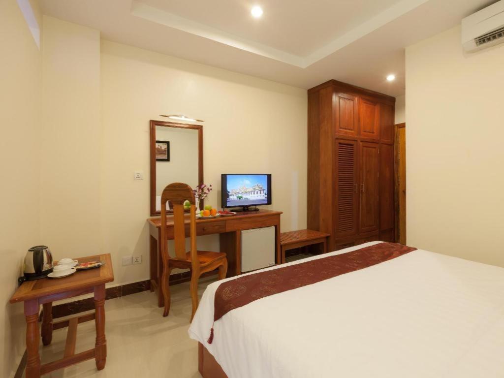 Kirirom Crystal Hotel Phnom-Penh Buitenkant foto