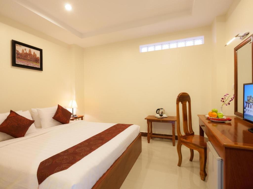 Kirirom Crystal Hotel Phnom-Penh Buitenkant foto