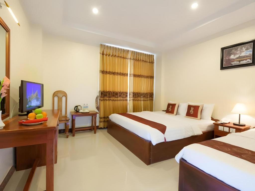 Kirirom Crystal Hotel Phnom-Penh Buitenkant foto