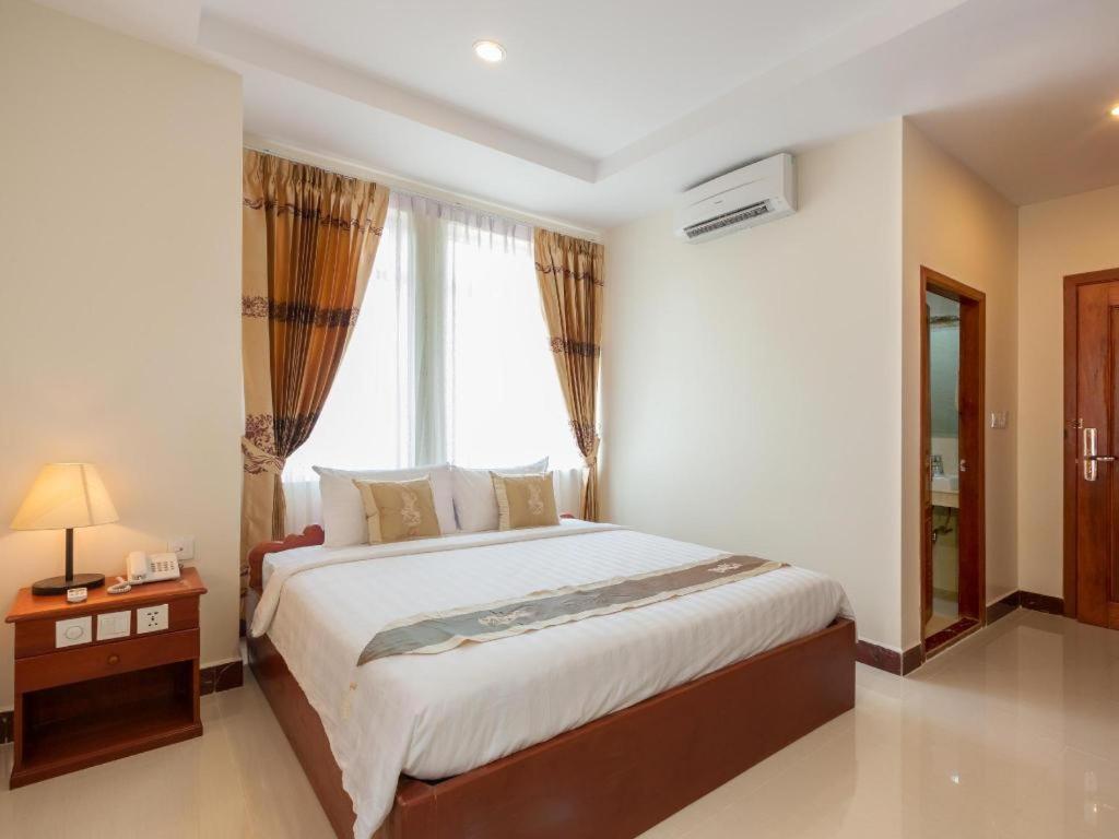 Kirirom Crystal Hotel Phnom-Penh Buitenkant foto