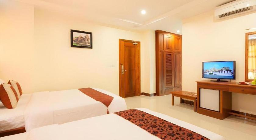 Kirirom Crystal Hotel Phnom-Penh Buitenkant foto