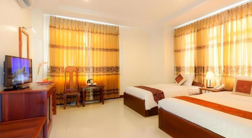 Kirirom Crystal Hotel Phnom-Penh Buitenkant foto