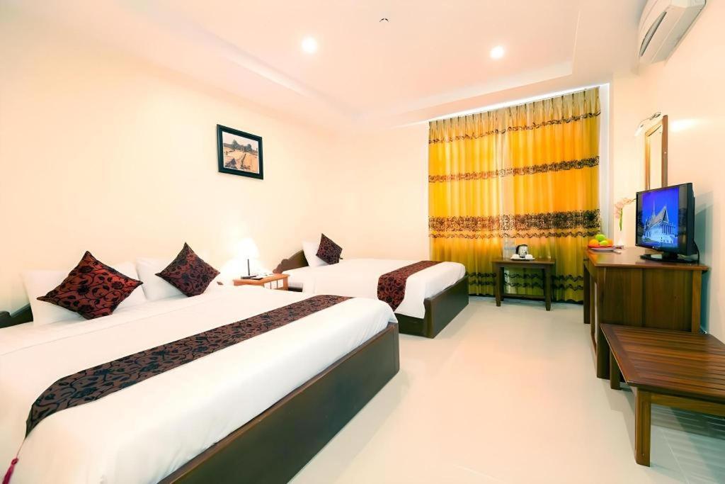 Kirirom Crystal Hotel Phnom-Penh Buitenkant foto