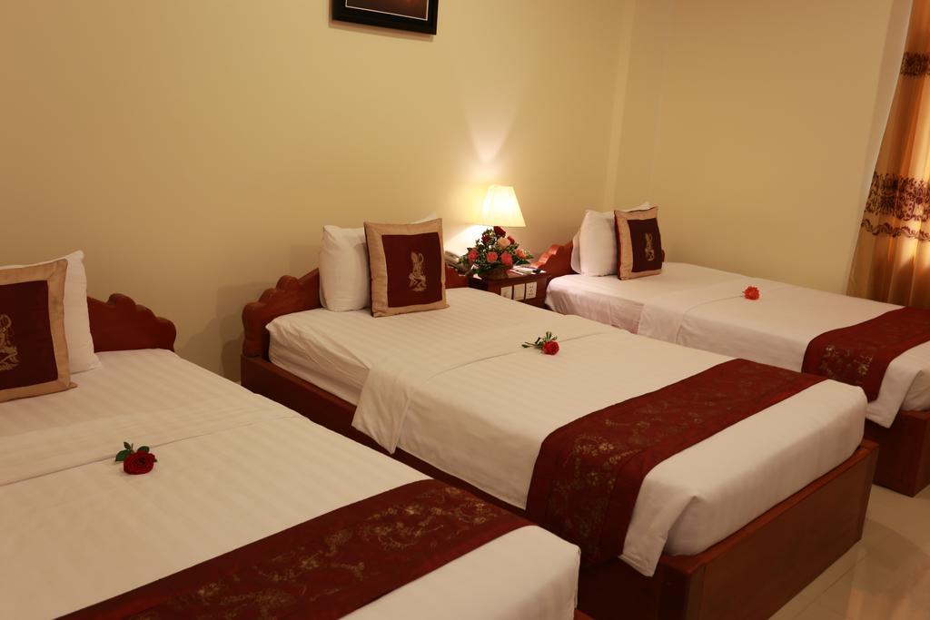 Kirirom Crystal Hotel Phnom-Penh Buitenkant foto