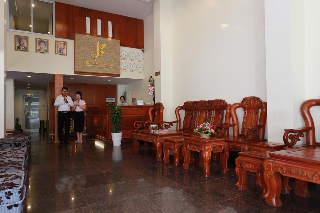 Kirirom Crystal Hotel Phnom-Penh Buitenkant foto