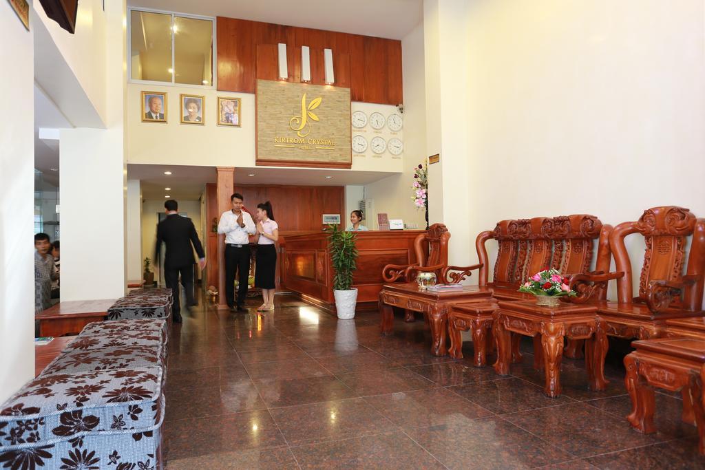 Kirirom Crystal Hotel Phnom-Penh Buitenkant foto