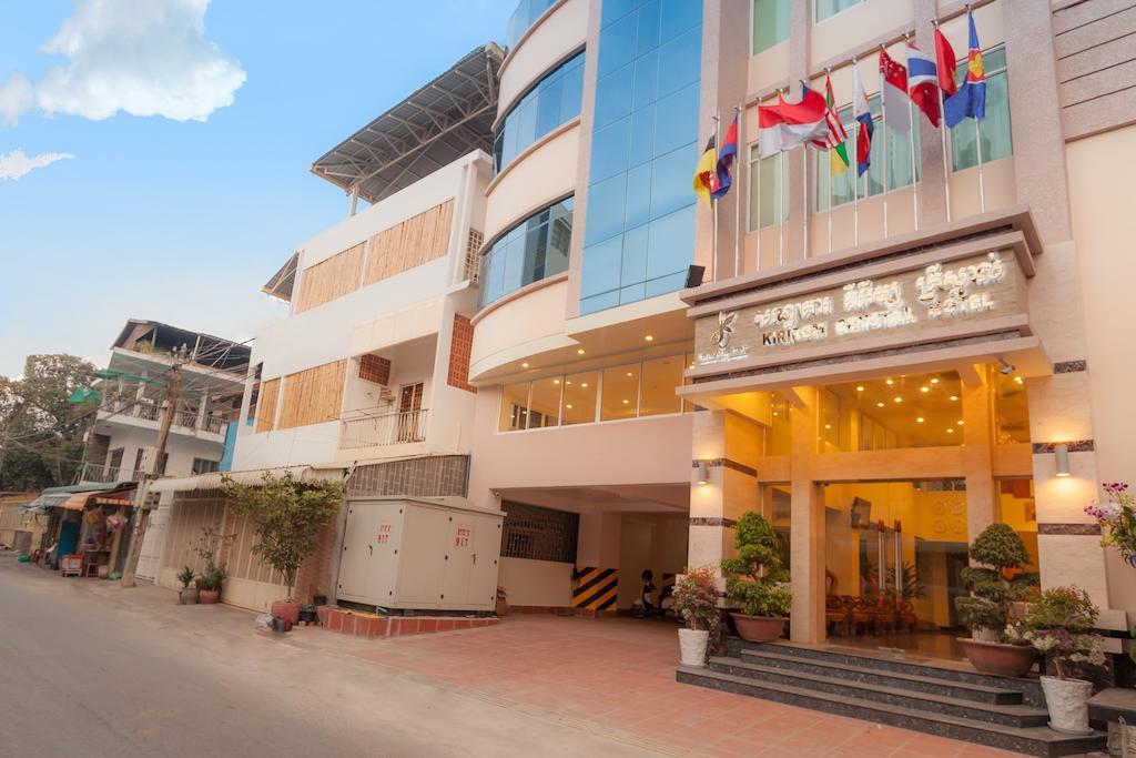 Kirirom Crystal Hotel Phnom-Penh Buitenkant foto